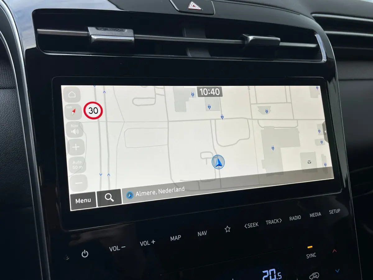 1.6 T-GDI 265pk PHEV Premium 4WD | Leder | Carplay | Climate | Keyless | Navigatie | Elek. Klep | Full - Led | 360 Camera | KRELL Audio | Elek. Stoelen | 19" Lichtmetaal | Winterpakket | Sto