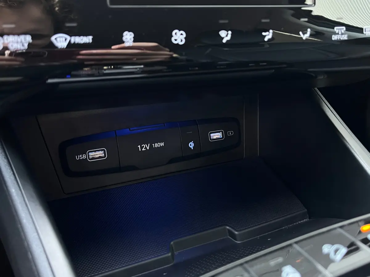 1.6 T-GDI 265pk PHEV Premium 4WD | Leder | Carplay | Climate | Keyless | Navigatie | Elek. Klep | Full - Led | 360 Camera | KRELL Audio | Elek. Stoelen | 19" Lichtmetaal | Winterpakket | Sto