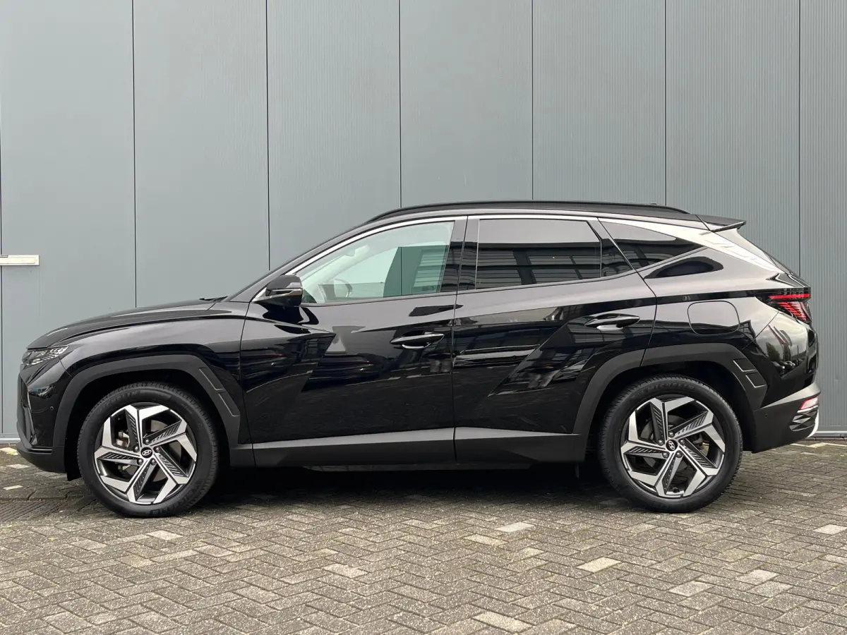 1.6 T-GDI 265pk PHEV Premium 4WD | Leder | Carplay | Climate | Keyless | Navigatie | Elek. Klep | Full - Led | 360 Camera | KRELL Audio | Elek. Stoelen | 19" Lichtmetaal | Winterpakket | Sto