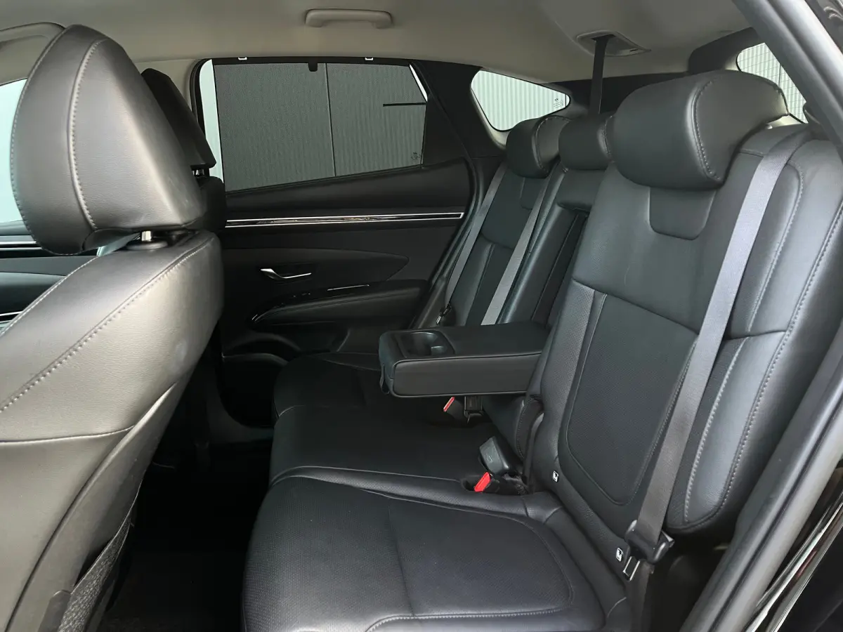 1.6 T-GDI 265pk PHEV Premium 4WD | Leder | Carplay | Climate | Keyless | Navigatie | Elek. Klep | Full - Led | 360 Camera | KRELL Audio | Elek. Stoelen | 19" Lichtmetaal | Winterpakket | Sto