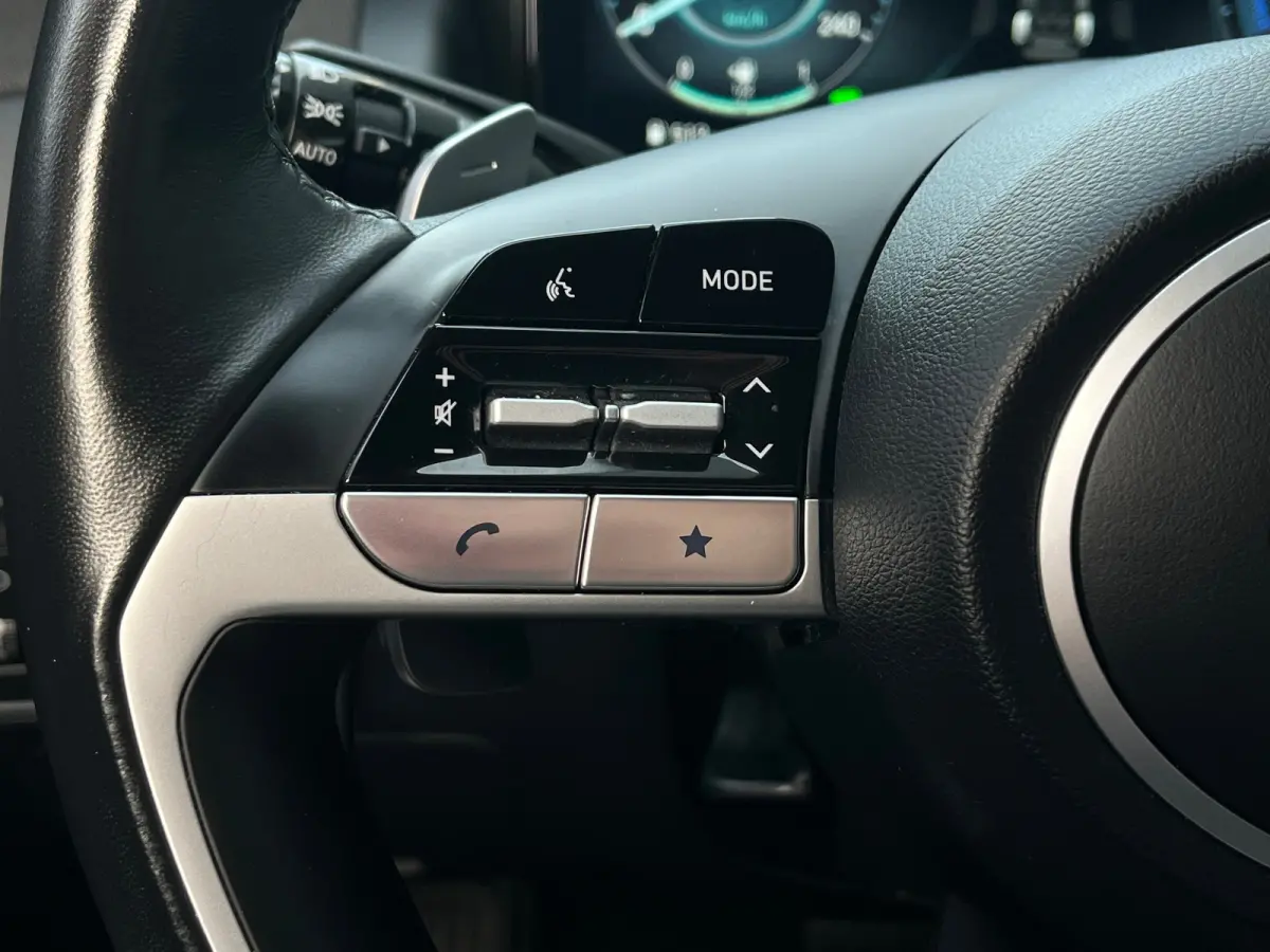 1.6 T-GDI 265pk PHEV Premium 4WD | Leder | Carplay | Climate | Keyless | Navigatie | Elek. Klep | Full - Led | 360 Camera | KRELL Audio | Elek. Stoelen | 19" Lichtmetaal | Winterpakket | Sto