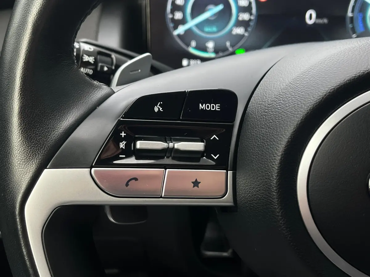 1.6 T-GDI 265pk PHEV Premium 4WD | Leder | Carplay | Climate | Keyless | Navigatie | Elek. Klep | Full - Led | 360 Camera | KRELL Audio | Elek. Stoelen | 19" Lichtmetaal | Winterpakket | Sto