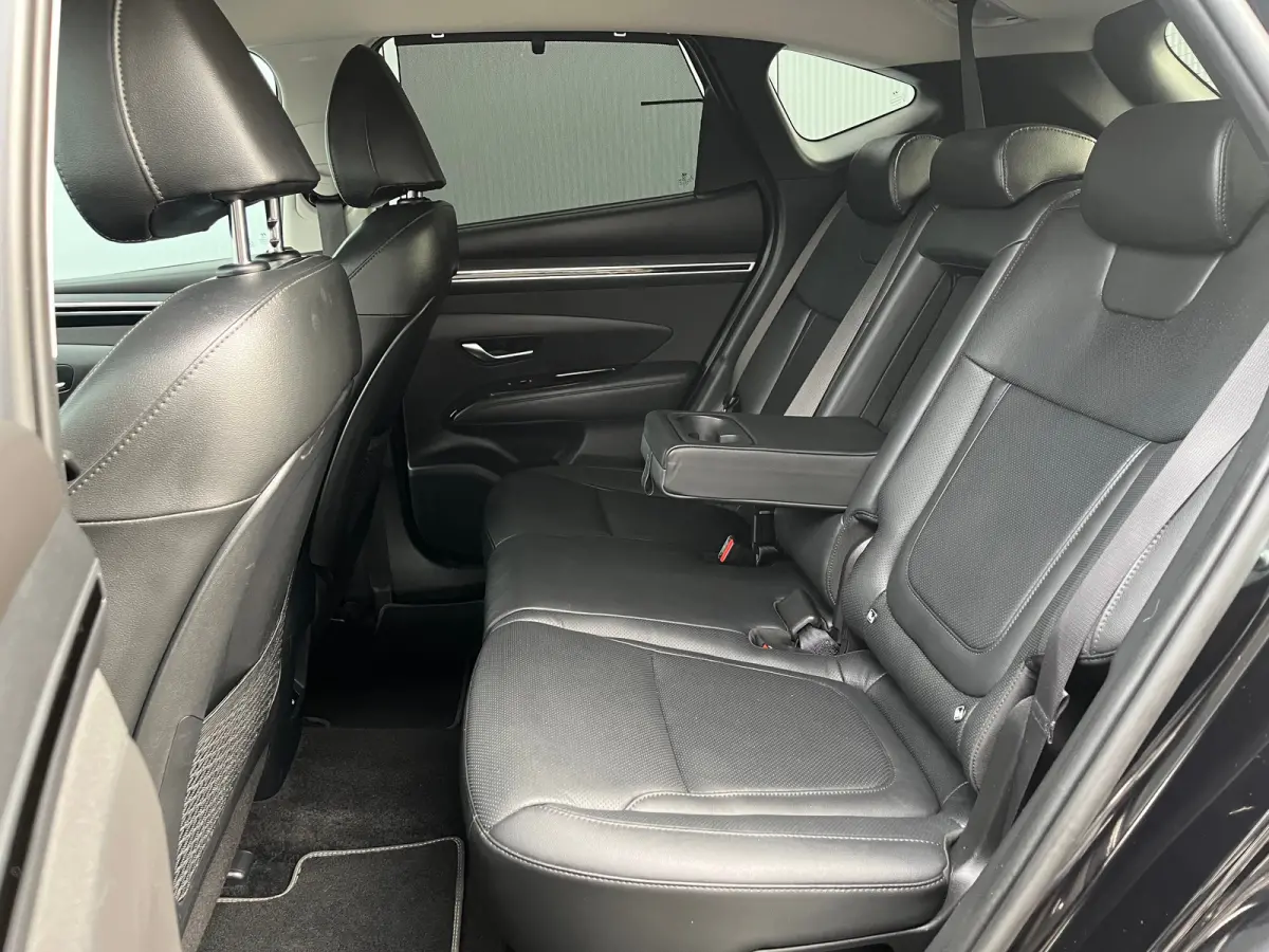 1.6 T-GDI 265pk PHEV Premium 4WD | Leder | Carplay | Climate | Keyless | Navigatie | Elek. Klep | Full - Led | 360 Camera | KRELL Audio | Elek. Stoelen | 19" Lichtmetaal | Winterpakket | Sto