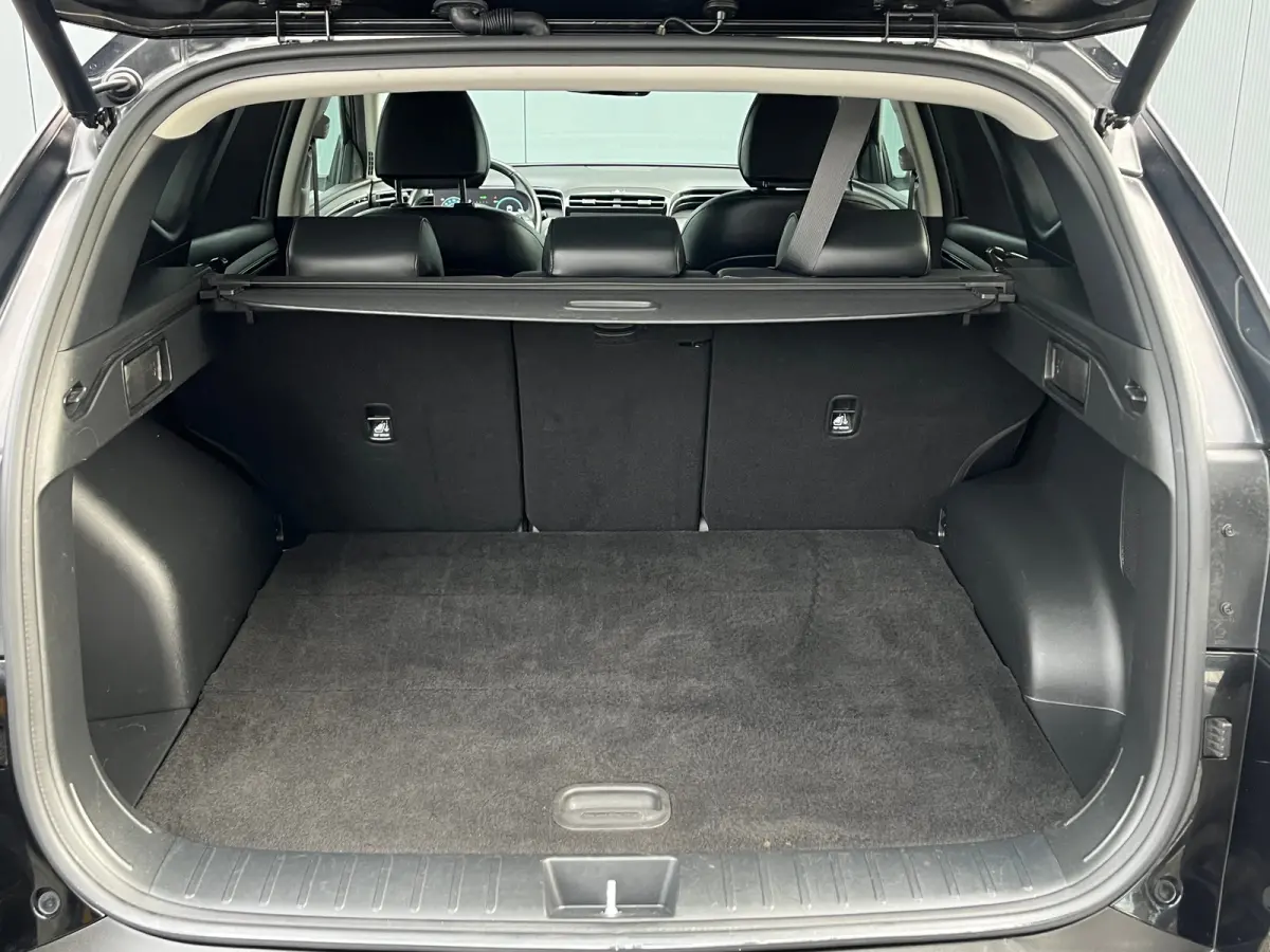 1.6 T-GDI 265pk PHEV Premium 4WD | Leder | Carplay | Climate | Keyless | Navigatie | Elek. Klep | Full - Led | 360 Camera | KRELL Audio | Elek. Stoelen | 19" Lichtmetaal | Winterpakket | Sto