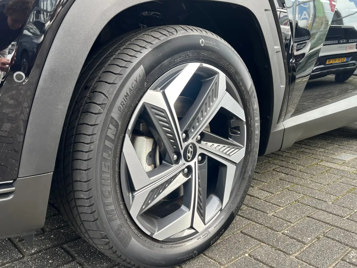 1.6 T-GDI 265pk PHEV Premium 4WD | Leder | Carplay | Climate | Keyless | Navigatie | Elek. Klep | Full - Led | 360 Camera | KRELL Audio | Elek. Stoelen | 19" Lichtmetaal | Winterpakket | Sto