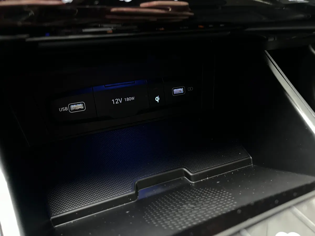 1.6 T-GDI 265pk PHEV Premium 4WD | Leder | Carplay | Climate | Keyless | Navigatie | Elek. Klep | Full - Led | 360 Camera | KRELL Audio | Elek. Stoelen | 19" Lichtmetaal | Winterpakket | Sto