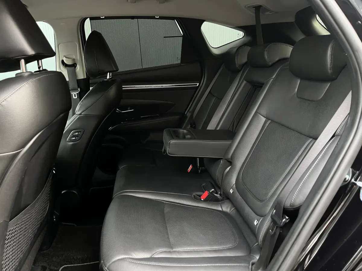 1.6 T-GDI 265pk PHEV Premium 4WD | Leder | Carplay | Climate | Keyless | Navigatie | Elek. Klep | Full - Led | 360 Camera | KRELL Audio | Elek. Stoelen | 19" Lichtmetaal | Winterpakket | Sto
