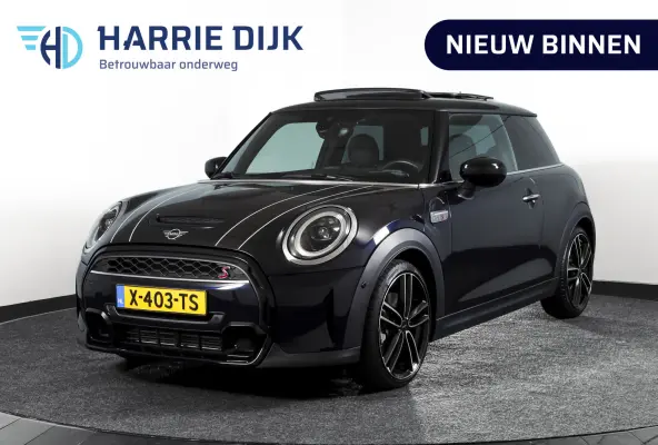 2.0 Cooper S | S/K-Panodak | Dig. Cockpit | Stoelverw. | PDC | Camera | NAV + App. Connect | ECC | Harman Kardon | LM 18" |
