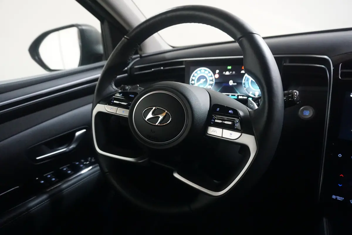 1.6 T-GDI PHEV Comfort Smart 4WD | Achteruitrijcamera | Cruise control adaptief met Stop&Go | Elektrisch bedienbare achterklep met sensorsturing