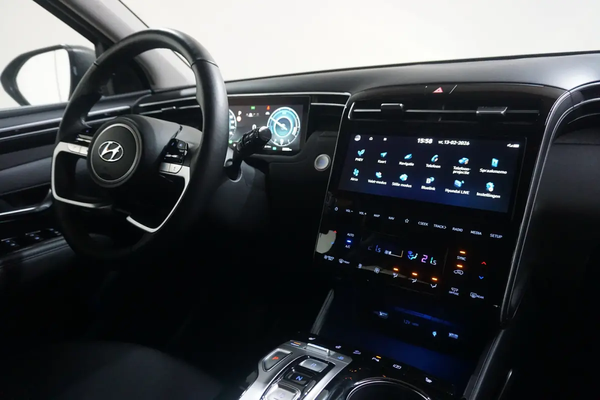 1.6 T-GDI PHEV Comfort Smart 4WD | Achteruitrijcamera | Cruise control adaptief met Stop&Go | Elektrisch bedienbare achterklep met sensorsturing