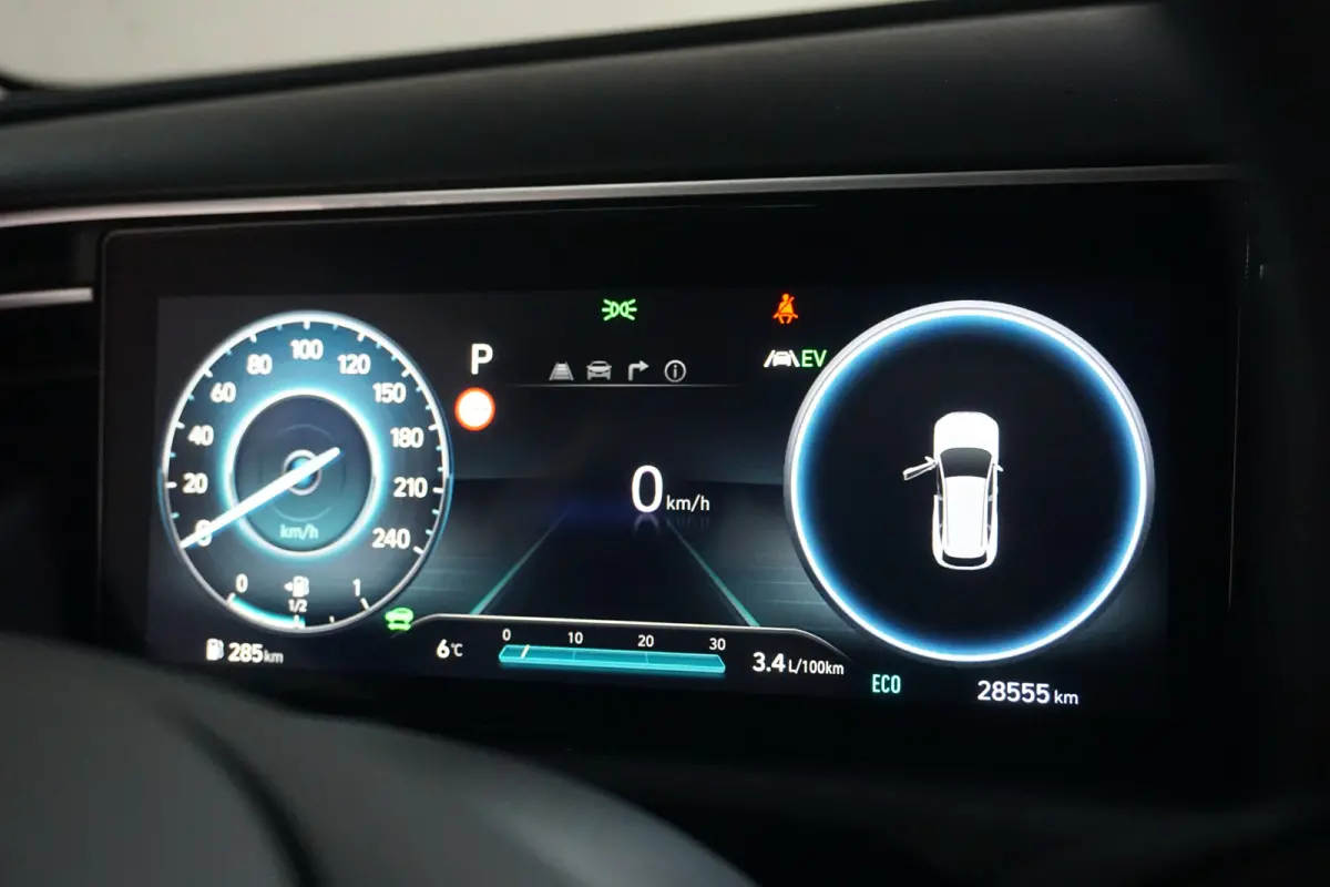 1.6 T-GDI PHEV Comfort Smart 4WD | Achteruitrijcamera | Cruise control adaptief met Stop&Go | Elektrisch bedienbare achterklep met sensorsturing
