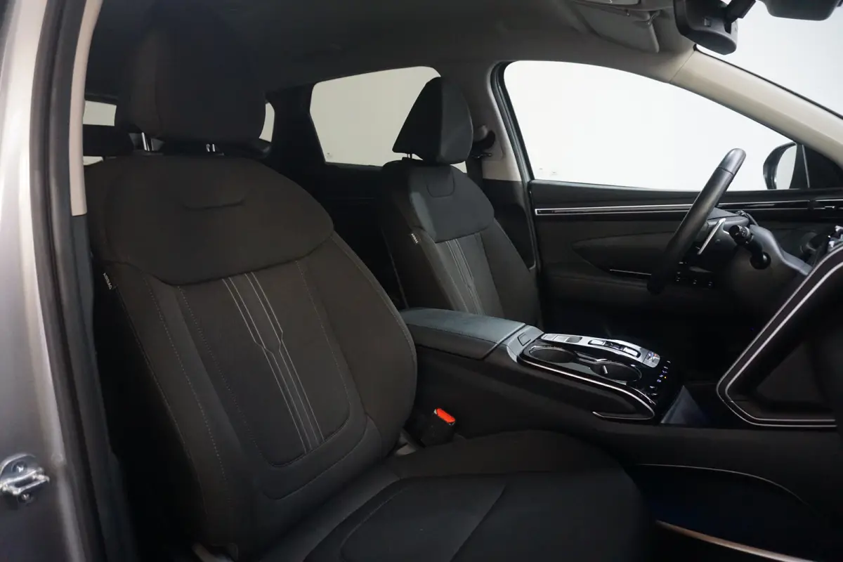 1.6 T-GDI PHEV Comfort Smart 4WD | Achteruitrijcamera | Cruise control adaptief met Stop&Go | Elektrisch bedienbare achterklep met sensorsturing