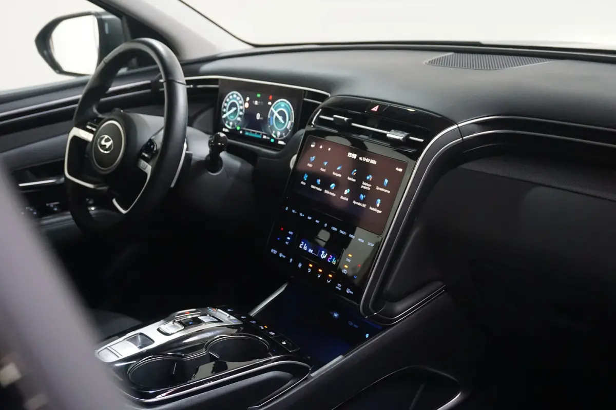 1.6 T-GDI PHEV Comfort Smart 4WD | Achteruitrijcamera | Cruise control adaptief met Stop&Go | Elektrisch bedienbare achterklep met sensorsturing