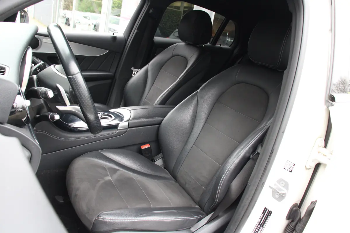 350e Business | NL-AUTO! | 1 EIGENAAR | LEDER | DODE HOEK | ADAPTIVE CRUISE | CAMERA | ELEKTR. STOELEN INCL VERWARMING | 20" LMV | PRACHTIGE STAAT!