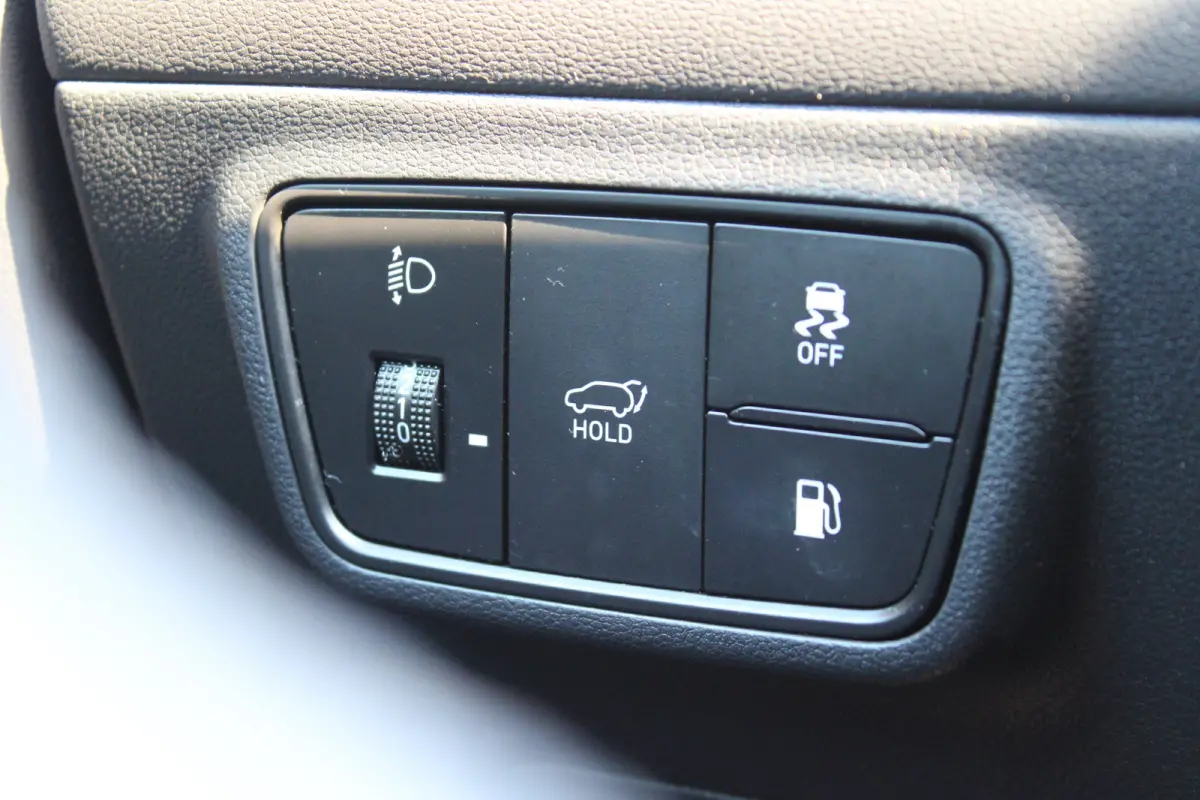 1.6 T-GDI PHEV Comfort Smart 4WD PHEV 265pk 4WD | Achteruitrijcamera | Actieve rijbaanassistentie (LKA) | Apple Carplay/Android Auto|telefoonintegratie premium