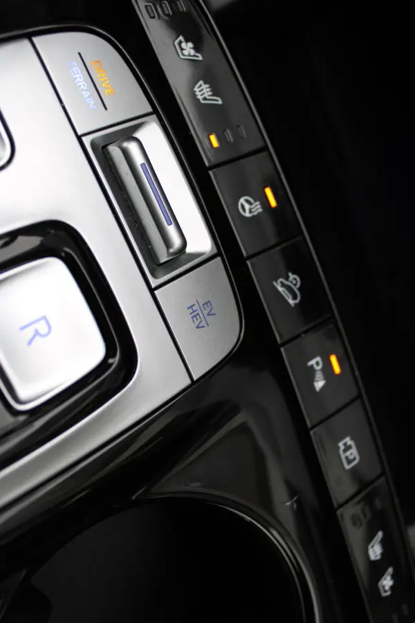 1.6 T-GDI PHEV Premium 4WD | Leder | 360 camera | Elektrische voorstoelen | Automaat
