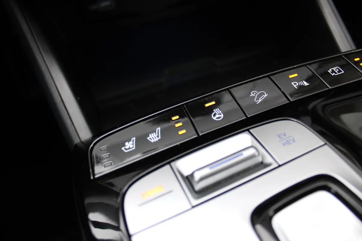 1.6 T-GDI PHEV Premium 4WD | Leder | 360 camera | Elektrische voorstoelen | Automaat