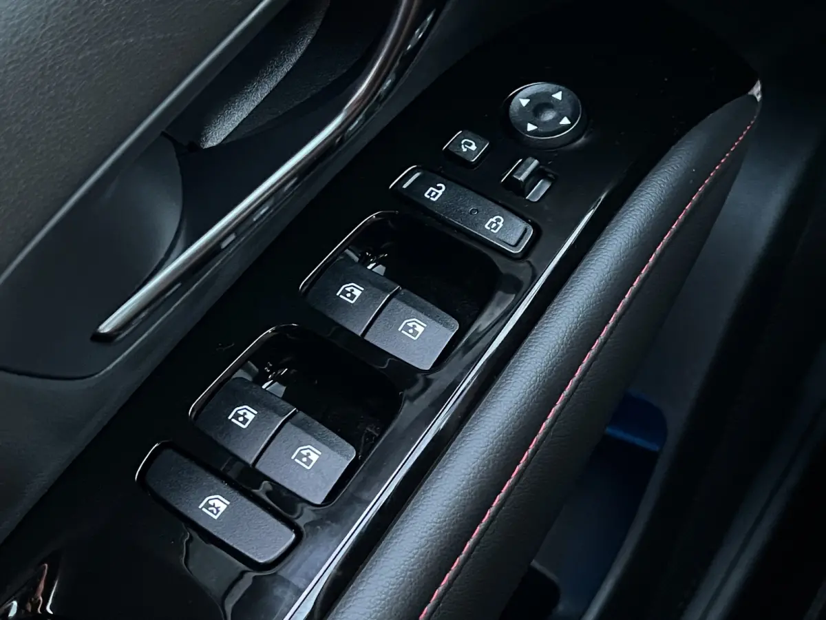 1.6 T-GDI 265pk PHEV N-Line 4WD | Leder | Climate | Keyless | Navigatie | Elek. Klep | Full - Led | 360 Camera | KRELL Audio | Elek. Stoelen | 19" Lichtmetaal | Winterpakket | Stoelventilati