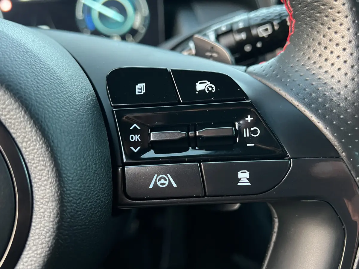 1.6 T-GDI 265pk PHEV N-Line 4WD | Leder | Climate | Keyless | Navigatie | Elek. Klep | Full - Led | 360 Camera | KRELL Audio | Elek. Stoelen | 19" Lichtmetaal | Winterpakket | Stoelventilati