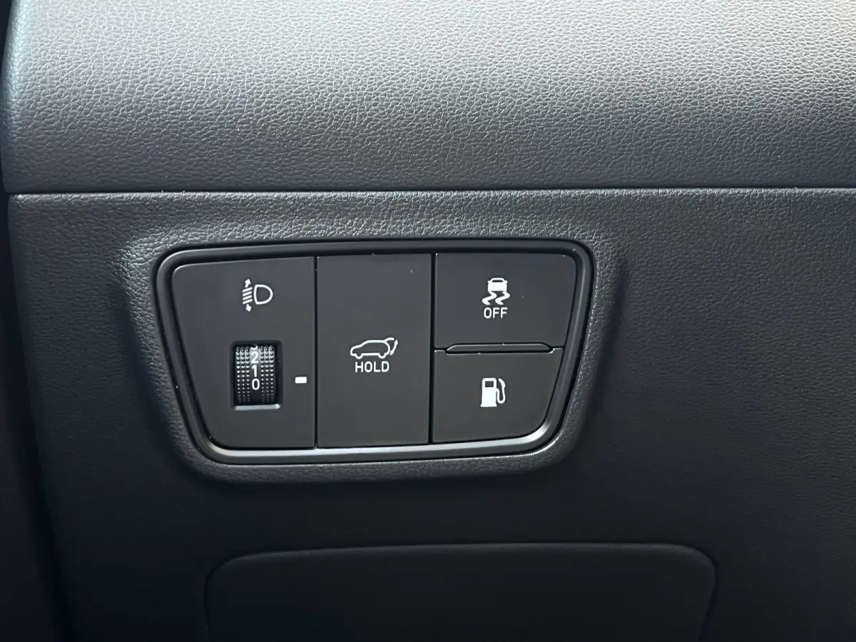 1.6 T-GDI 265pk PHEV Comfort Smart 4WD | Climate | Camera | Carplay | Keyless | Navigatie | Full - Led | Elek. Klep | Winterpakket | 19" Lichtmetaal | Krell Audio | Digitale Cockpit | Parkee