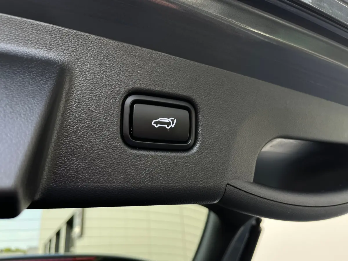 1.6 T-GDI 265pk PHEV Comfort Smart 4WD | Climate | Camera | Carplay | Keyless | Navigatie | Full - Led | Elek. Klep | Winterpakket | 19" Lichtmetaal | Krell Audio | Digitale Cockpit | Parkee