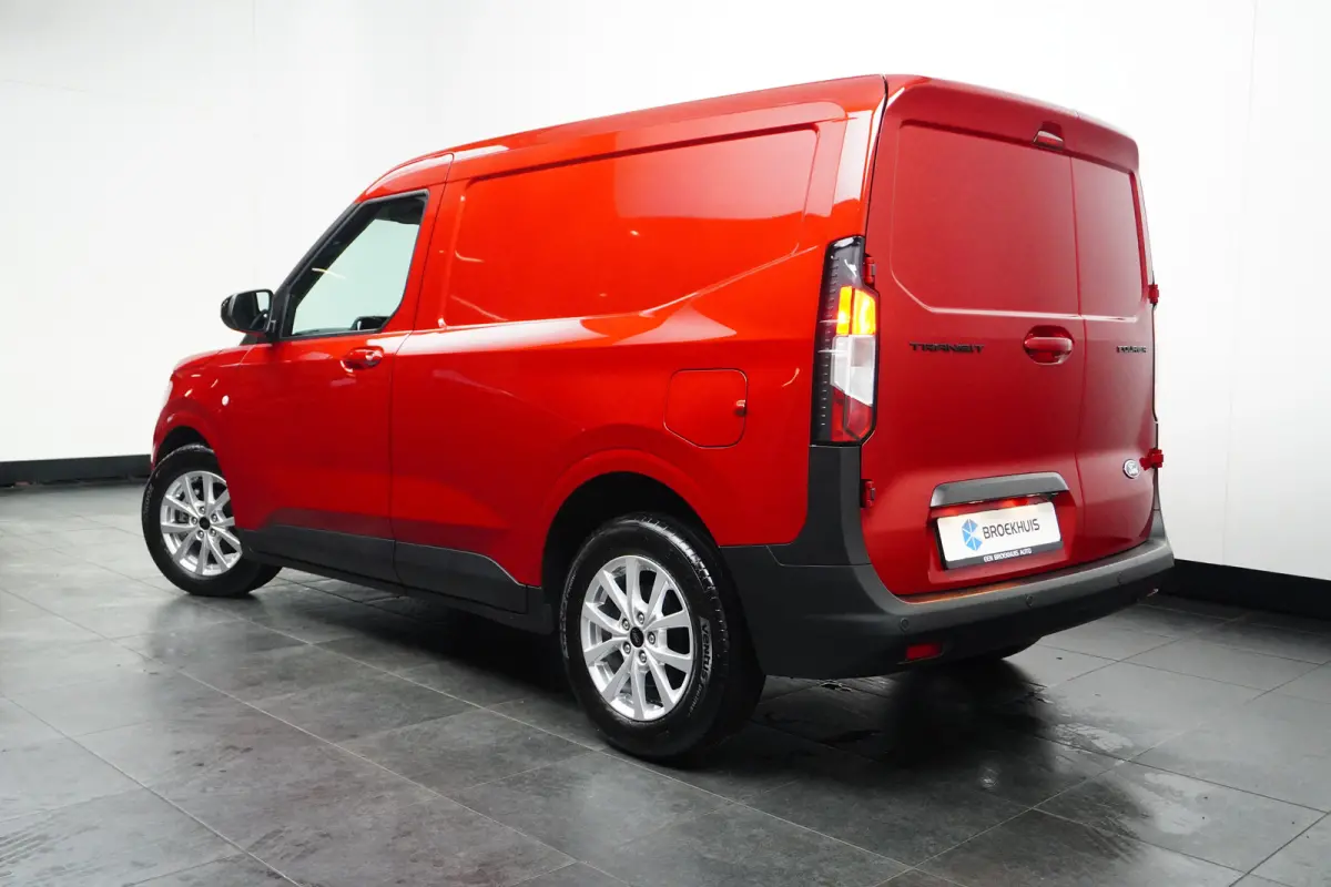 Limited 1.0 EcoBoost | Winter Pack | Navigatie | Lichtmetalen velgen | Camera |