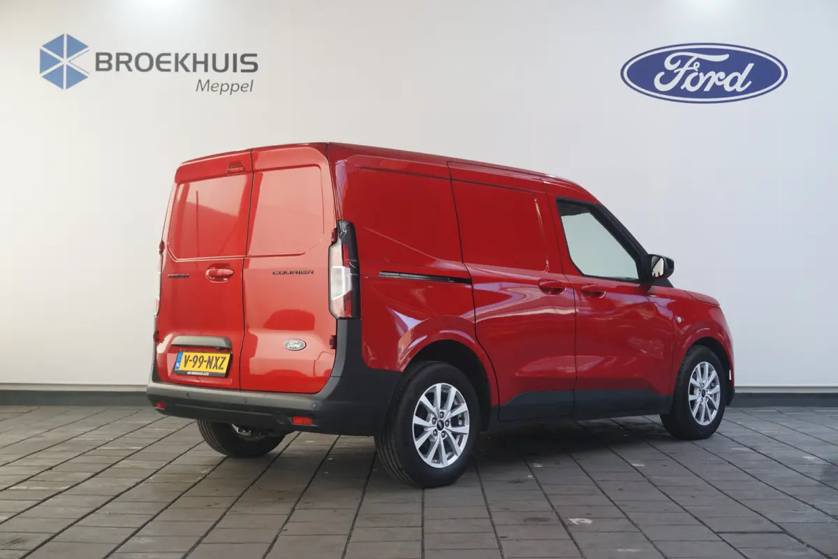 Limited 1.0 EcoBoost | Winter Pack | Navigatie | Lichtmetalen velgen | Camera |