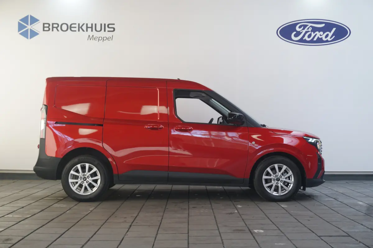 Limited 1.0 EcoBoost | Winter Pack | Navigatie | Lichtmetalen velgen | Camera |
