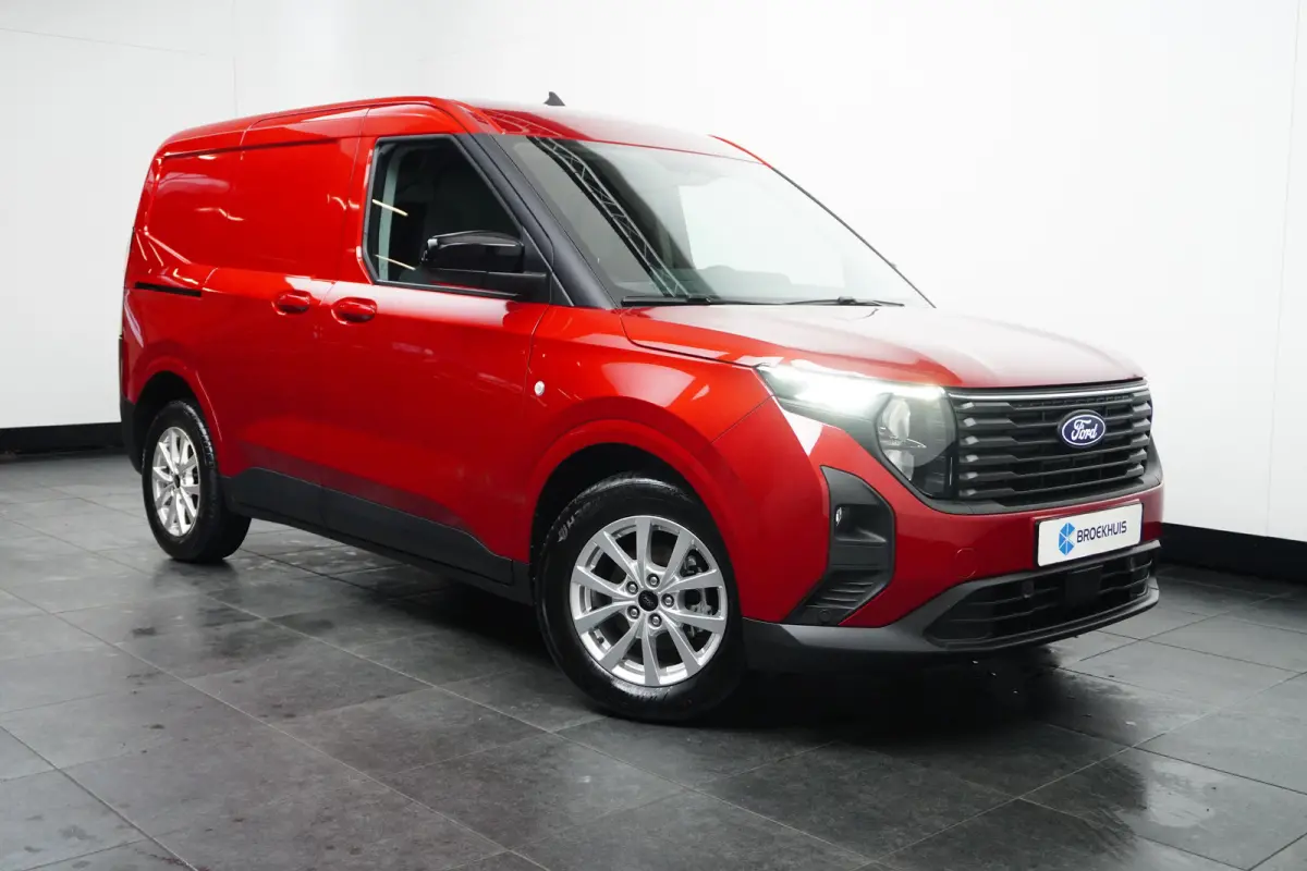 Limited 1.0 EcoBoost | Winter Pack | Navigatie | Lichtmetalen velgen | Camera |