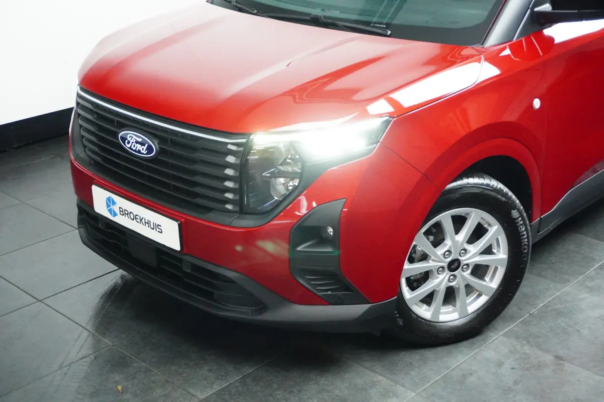 Limited 1.0 EcoBoost | Winter Pack | Navigatie | Lichtmetalen velgen | Camera |