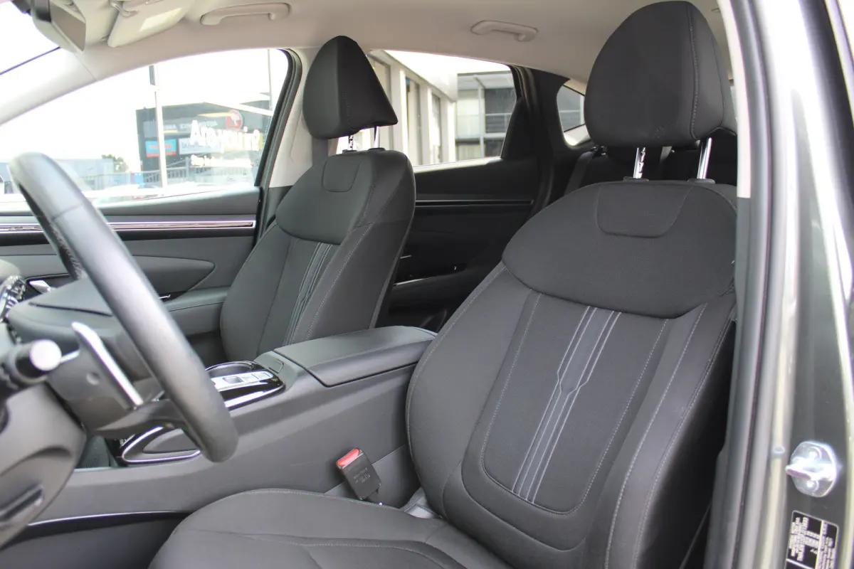1.6 T-GDI PHEV Comfort Smart 4WD | Stoelverwarming voor| Stuurwielverwarmig | Navigatie | Climate Control | Achteruitrijcamera | Airco (automatisch) | Apple Carplay/Android Auto|telefooninte