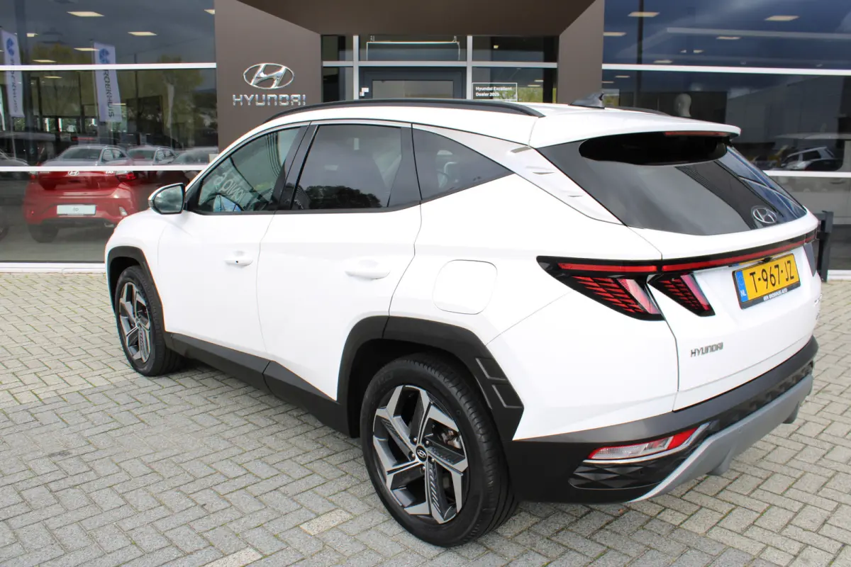 1.6 T-GDI PHEV Comfort Smart 4WD | DAB ontvanger | Achteruitrijcamera | Adaptive cruise control | Lane Assist | Stoel verwarming | | Achterbank in delen neerklapbaar | Achteruitrijcamera | A