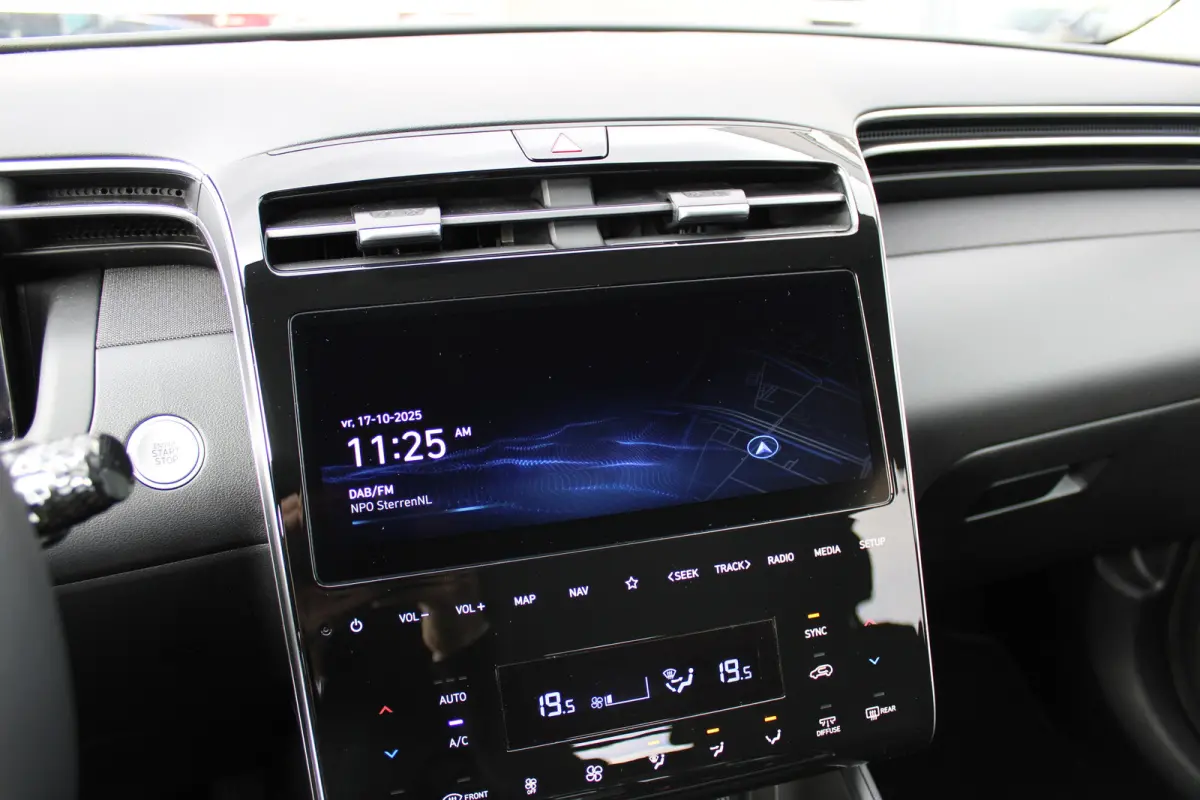 1.6 T-GDI PHEV Comfort Smart 4WD | DAB ontvanger | Achteruitrijcamera | Adaptive cruise control | Lane Assist | Stoel verwarming | | Achterbank in delen neerklapbaar | Achteruitrijcamera | A