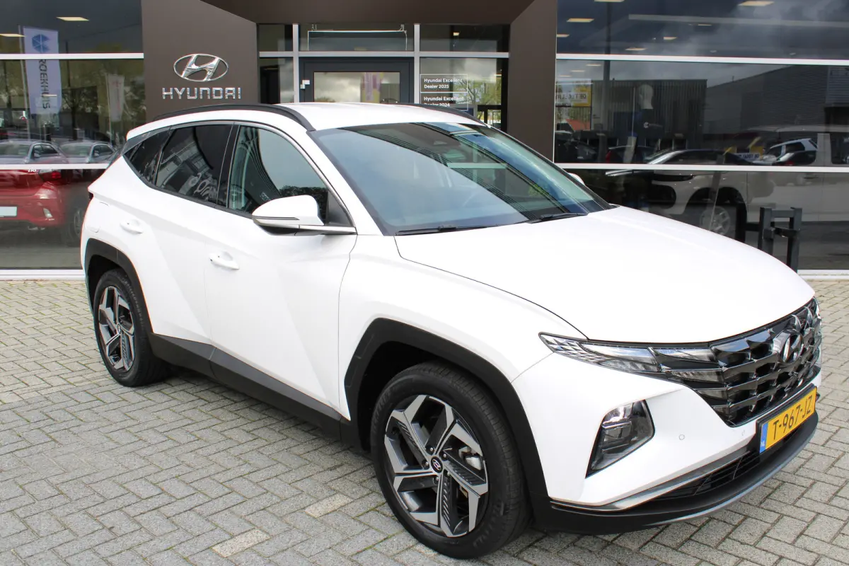 1.6 T-GDI PHEV Comfort Smart 4WD | DAB ontvanger | Achteruitrijcamera | Adaptive cruise control | Lane Assist | Stoel verwarming | | Achterbank in delen neerklapbaar | Achteruitrijcamera | A