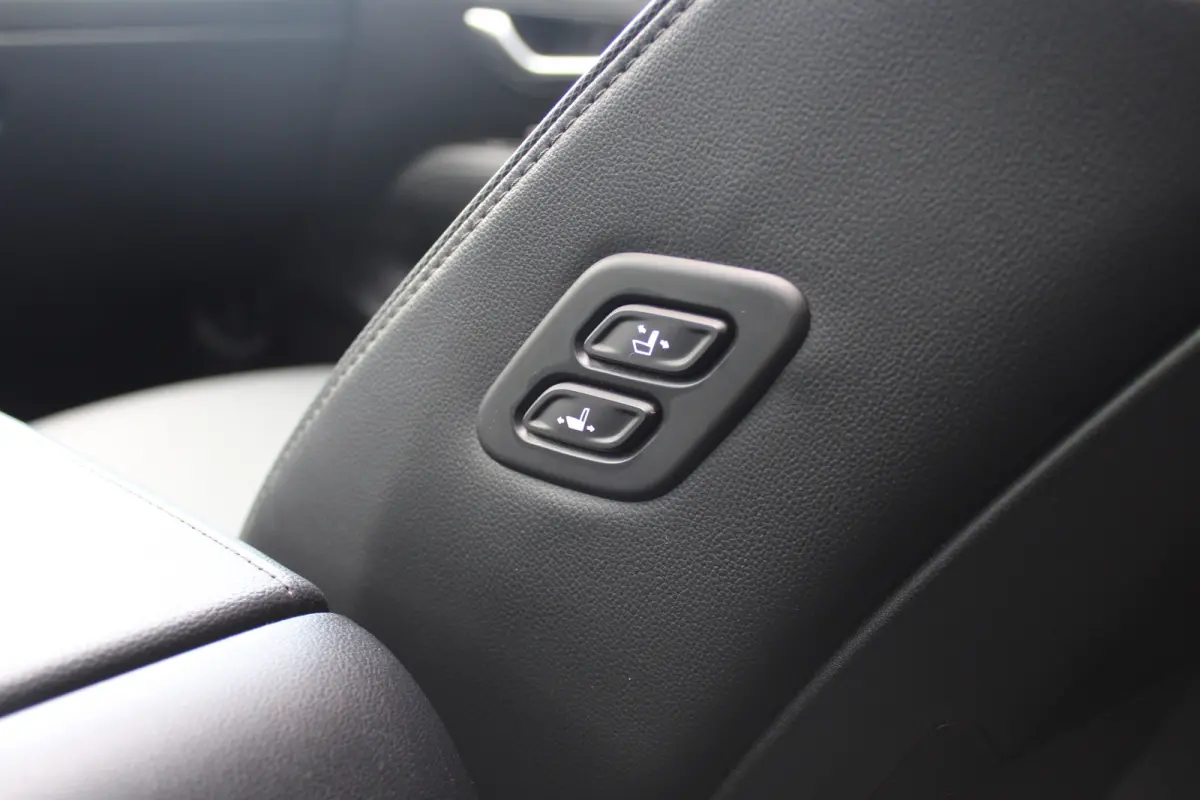 1.6 T-GDI 265pk PHEV Premium Sky 4WD | Schuifkanteldak | 360 camera | Lederen bekleding | | Achterbank verwarmd | Achteruitrij assistent | Airco (automatisch)