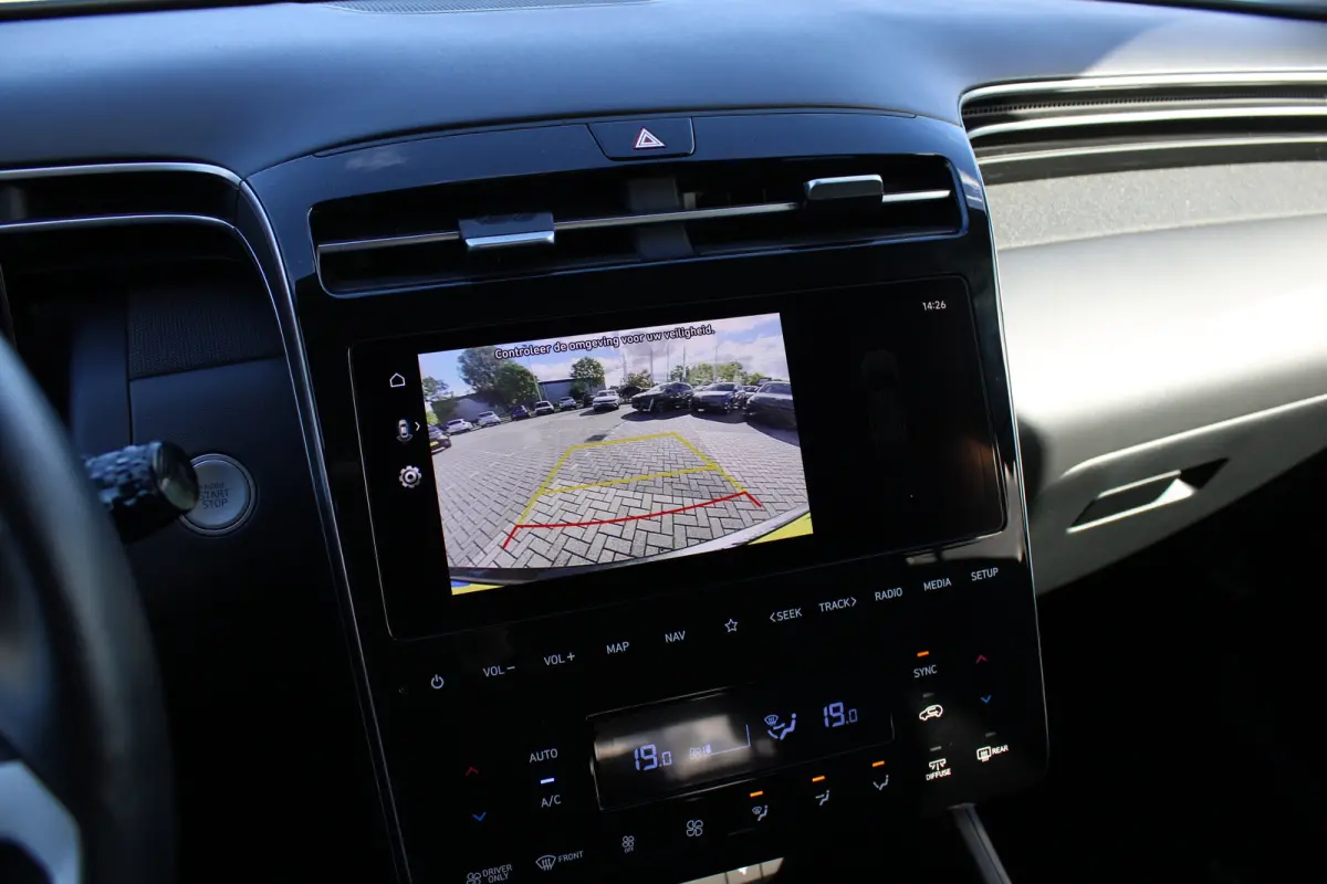 1.6 T-GDI PHEV Comfort Smart 4WD | DAB ontvanger | Achteruitrijcamera | | Achterbank in delen neerklapbaar | Achteruitrijcamera | Airco (automatisch)