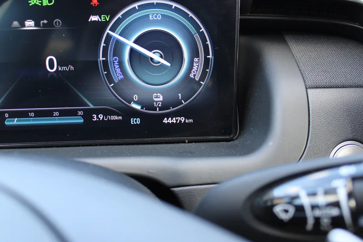 1.6 T-GDI PHEV Comfort Smart 4WD | DAB ontvanger | Achteruitrijcamera | | Achterbank in delen neerklapbaar | Achteruitrijcamera | Airco (automatisch)