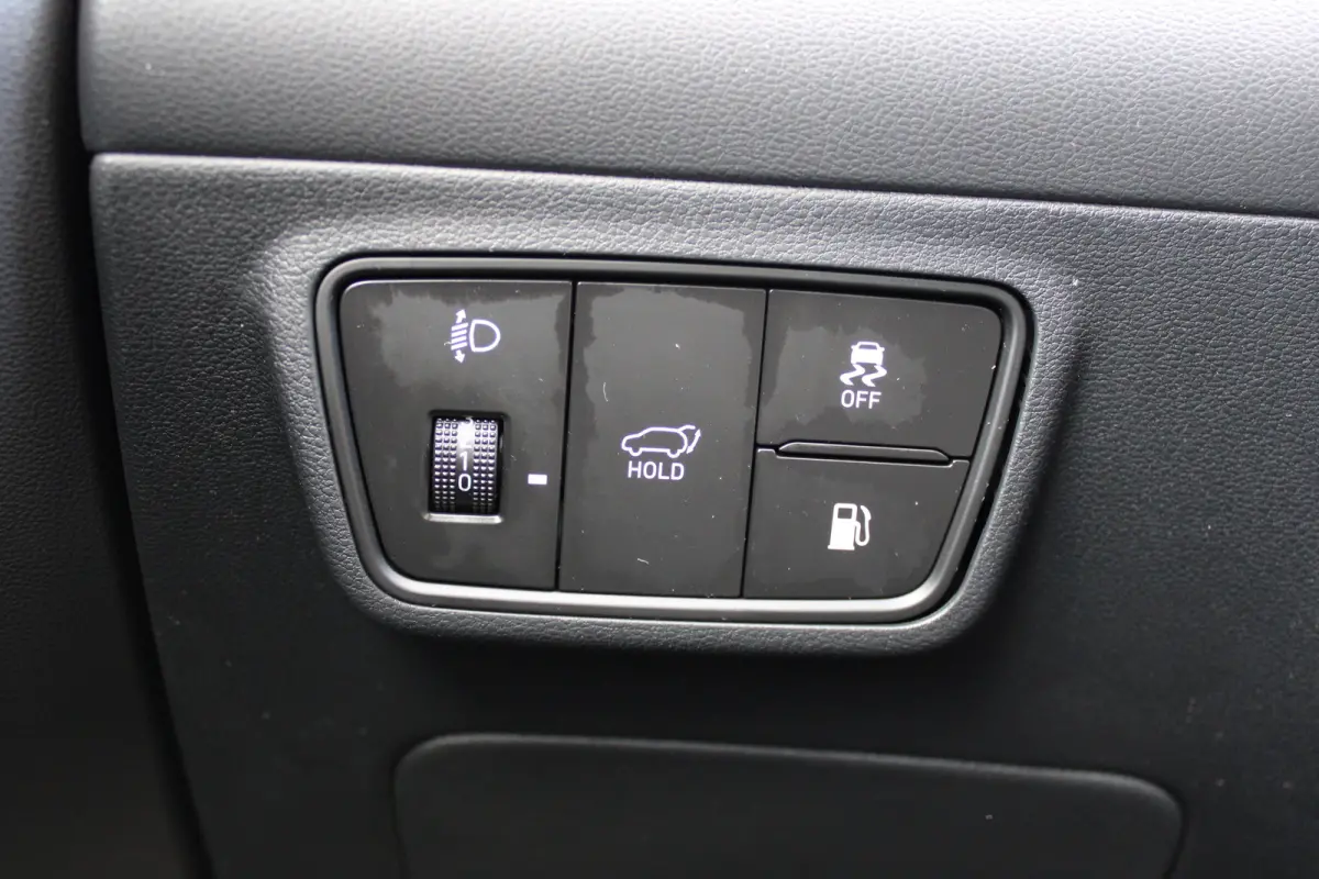 1.6 T-GDI PHEV Comfort Smart 4WD | DAB ontvanger | Achteruitrijcamera | | Achterbank in delen neerklapbaar | Achteruitrijcamera | Airco (automatisch)