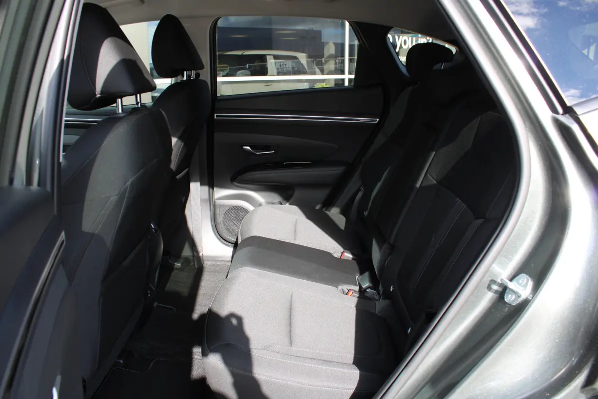 1.6 T-GDI PHEV Comfort Smart 4WD | DAB ontvanger | Achteruitrijcamera | | Achterbank in delen neerklapbaar | Achteruitrijcamera | Airco (automatisch)