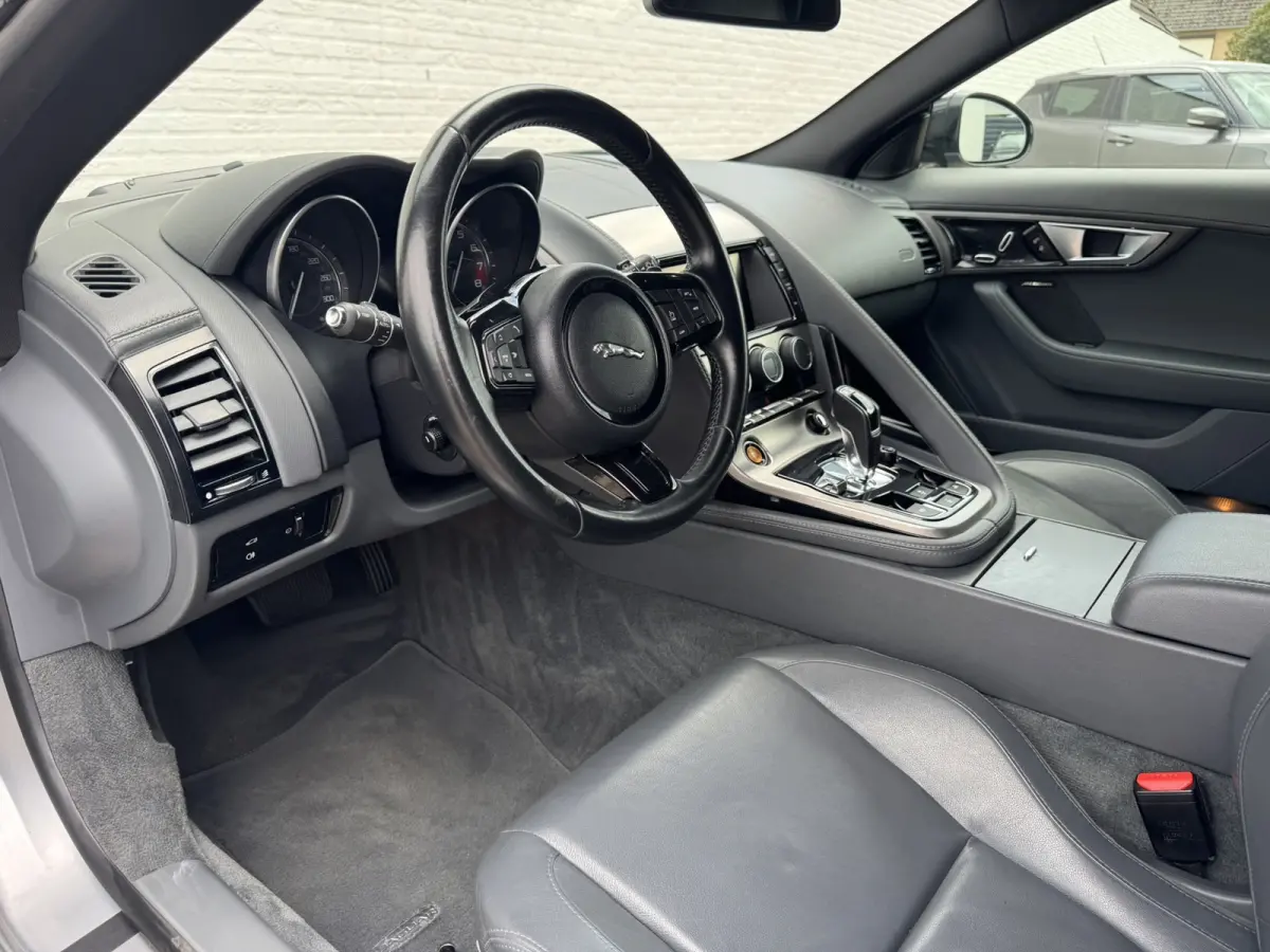 3.0 V6 S 380pk Carplay Camera Leder