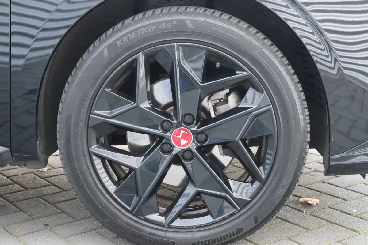 1.6 E-TENSE 225PK PERFORMANCE LINE AUTOMAAT / NAVI / LEDER / CLIMA / FULL-LED / PDC / 19" LMV / CAMERA / KEYLESS / BLUETOOTH / CRUISECONTROL !!