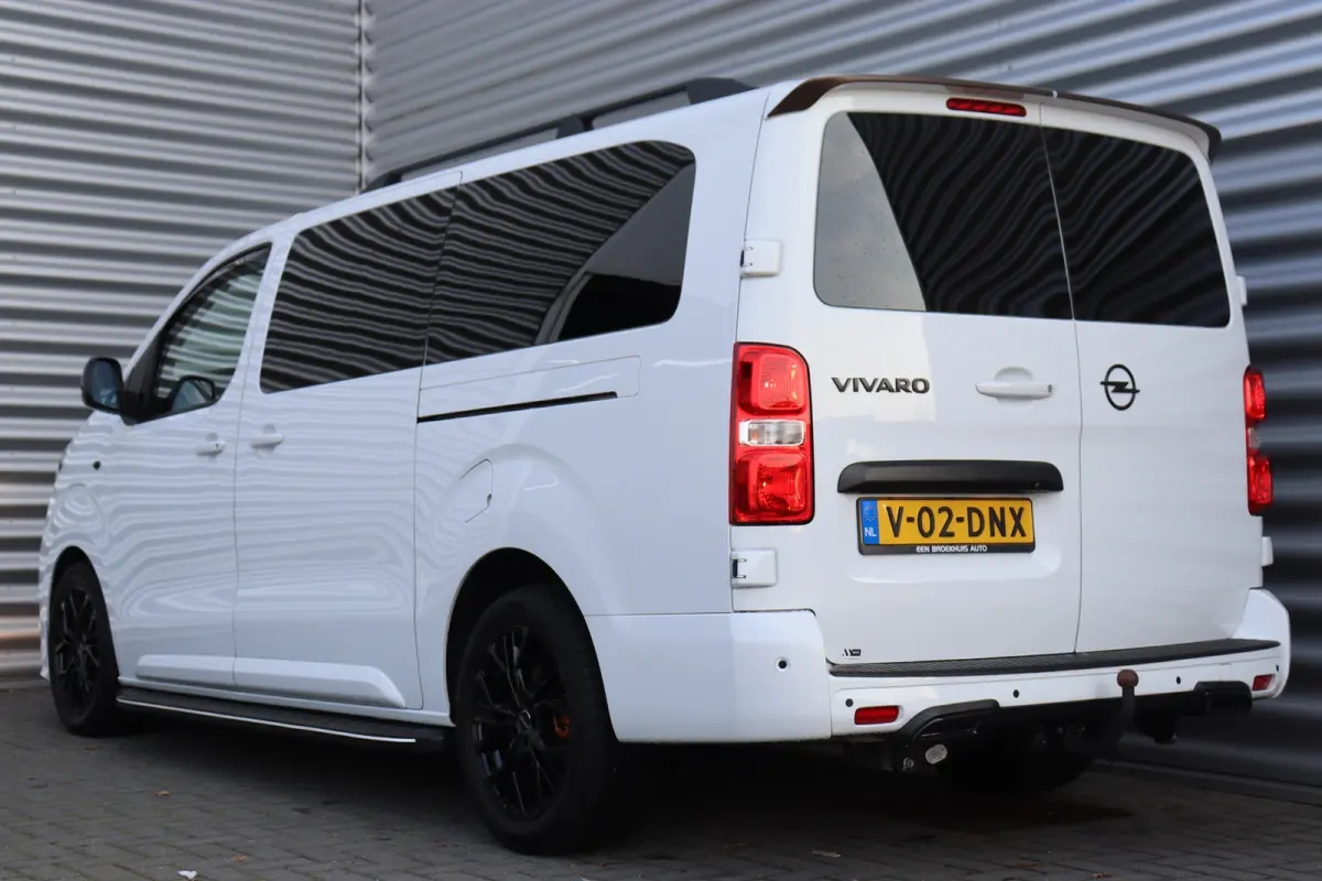 2.0D 180PK L3H1 RE-VOLVE AUTOMAAT / NAVI / LEDER / FULL-LED / 17" LMV / CAMERA / KEYLESS / IRMSCHER / SIDEBARS / TREKHAAK / BETIMMERING / 1E EIGENAAR / UNIEK !!