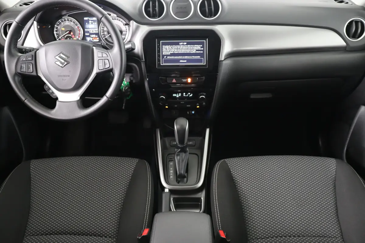 1.0 Boosterjet Select | Dealer Onderhouden! | Automaat | Trekhaak | Navi By App | Camera | Clima | Stoelverwarming | Cruise Control | Lichtmetalen Velgen