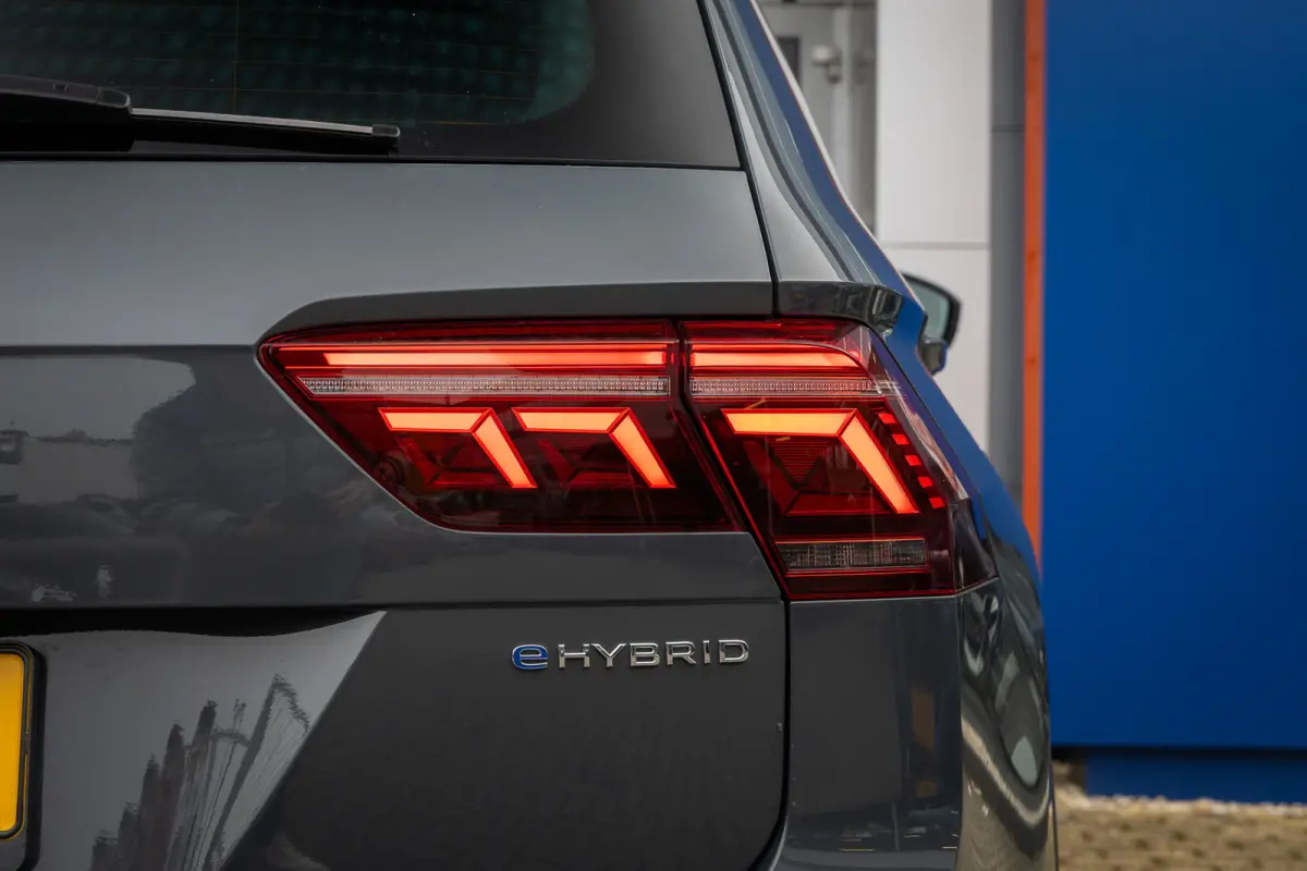 1.4 TSI eHybrid Elegance PHEV | IQ.Light | Stoel+stuur verwarming | Adap cruise | Navi | Apple Carplay/Android Auto | Apple Carplay/Android Auto | Cruise control adaptief | Elektrisch bedien