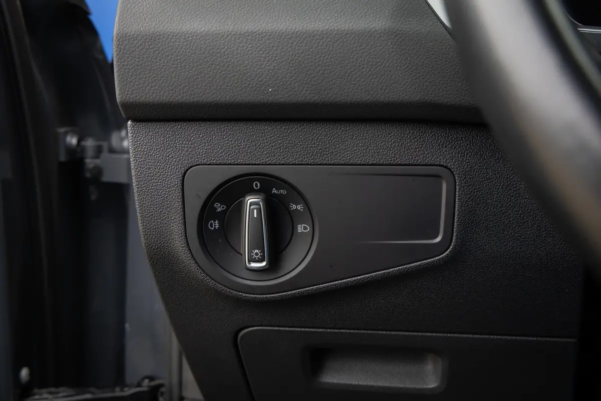 1.4 TSI eHybrid Elegance PHEV | IQ.Light | Stoel+stuur verwarming | Adap cruise | Navi | Apple Carplay/Android Auto | Apple Carplay/Android Auto | Cruise control adaptief | Elektrisch bedien