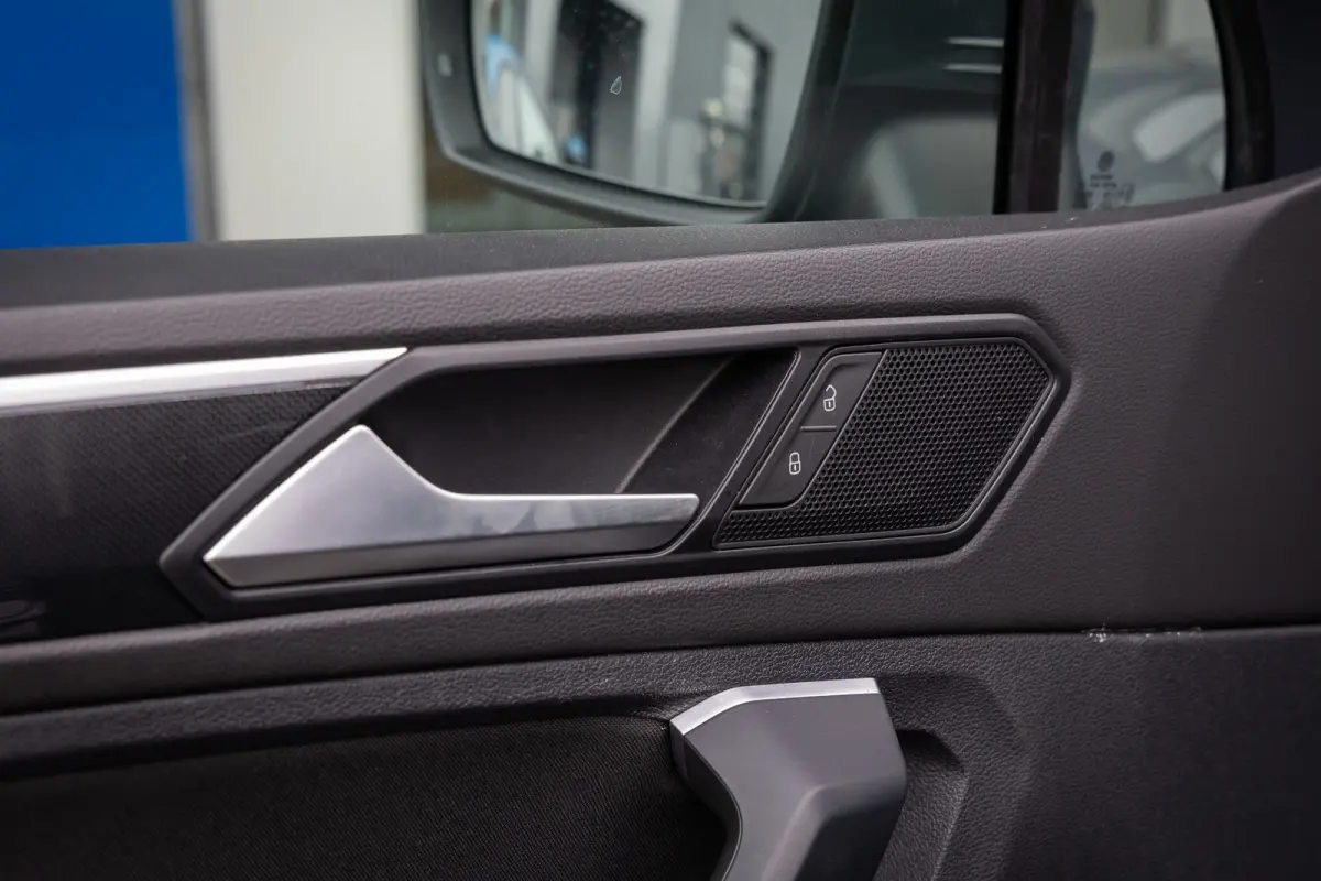 1.4 TSI eHybrid Elegance PHEV | IQ.Light | Stoel+stuur verwarming | Adap cruise | Navi | Apple Carplay/Android Auto | Apple Carplay/Android Auto | Cruise control adaptief | Elektrisch bedien
