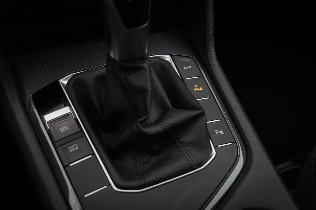 1.4 TSI eHybrid Elegance PHEV | IQ.Light | Stoel+stuur verwarming | Adap cruise | Navi | Apple Carplay/Android Auto | Apple Carplay/Android Auto | Cruise control adaptief | Elektrisch bedien
