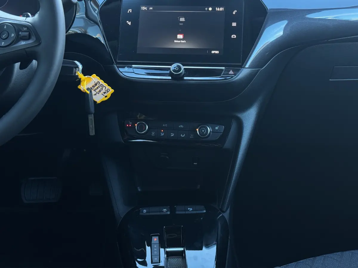 1.2 Level 3 Automaat 100pk | 1e eigenaar | Apple Carplay/Android auto | 16" LMV | PDC v&a |