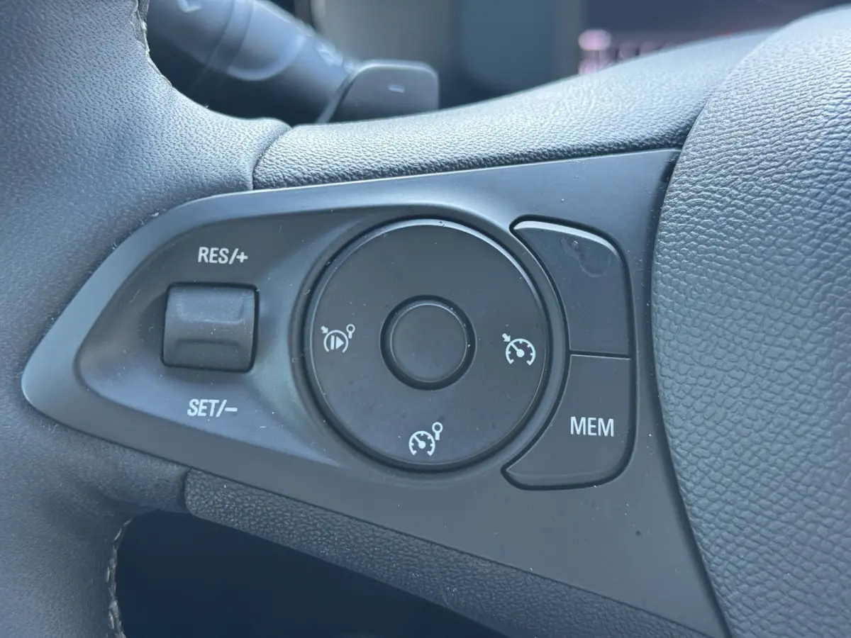 1.2 Level 3 Automaat 100pk | 1e eigenaar | Apple Carplay/Android auto | 16" LMV | PDC v&a |