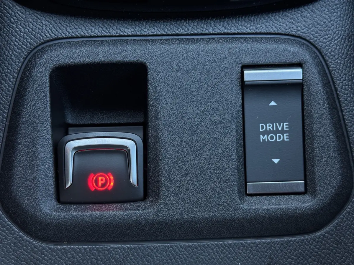 1.2 Level 3 Automaat 100pk | 1e eigenaar | Apple Carplay/Android auto | 16" LMV | PDC v&a |